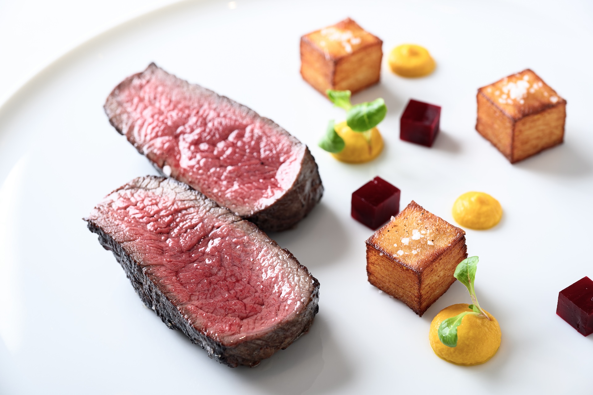 米其林一星牛排館 A CUT 主廚凌維廉,愈選愈有樂趣的澳洲草飼牛